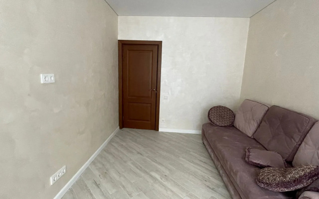 Квартира Трехкомнатная на улице Октябрьская 50