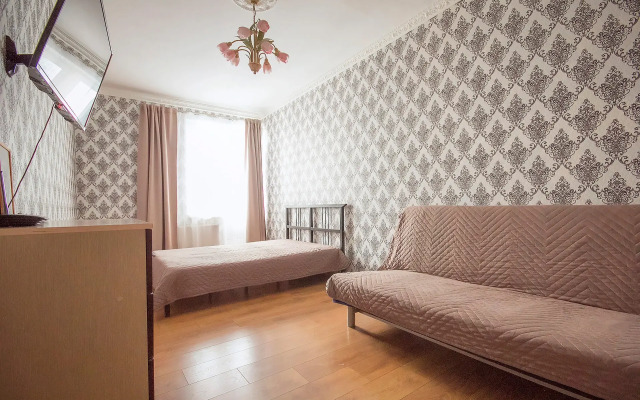 Квартира просторная на станции метро Пионерская