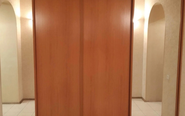 Uyutnaya V Tsentre Kalvariyskaya 5 Flat