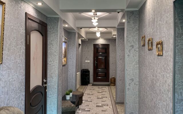 Anzhelika Guest House