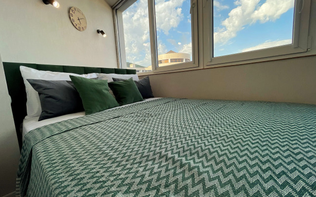 S Panoramnym Vidom Gory I More Apartment
