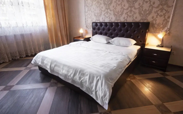 Апартаменты Евро2 в Самом Центре До 6 Гостей Октябрьская, 181/2  Заселение 24/7