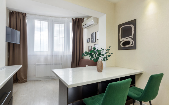 Odnokomnatnaja s vidom na gorod Flat