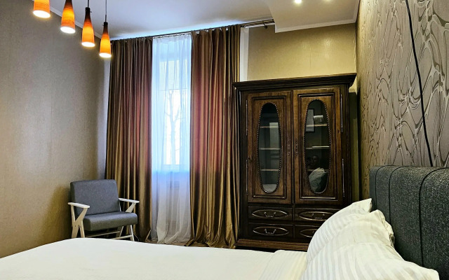 Квартира Victory Square Delux