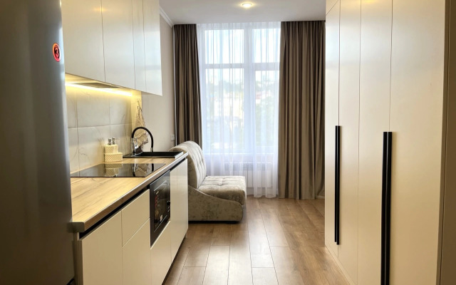 Stilnaya 3-Kh Mestnaya V Zhk Art Yalta Flat