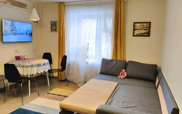 Na Shirokoy u Meteora Flat