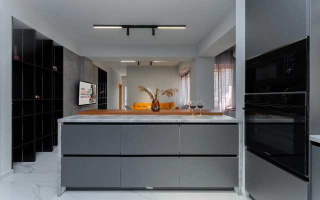 KeyGo #0163, 2 Bedroom, Balcony near Park Apartments