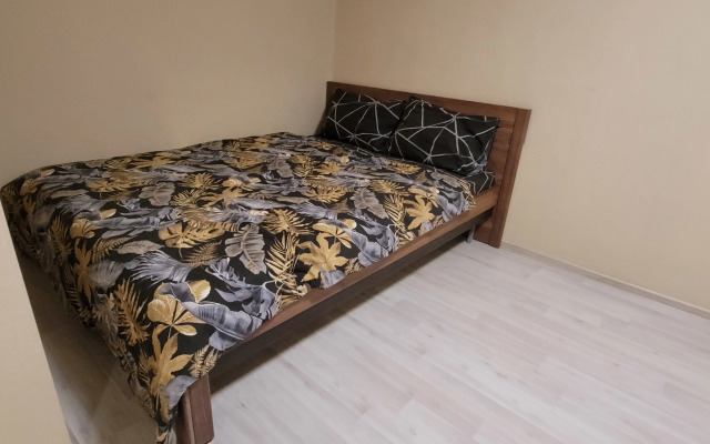 Na Lunacharskogo 110 Flat