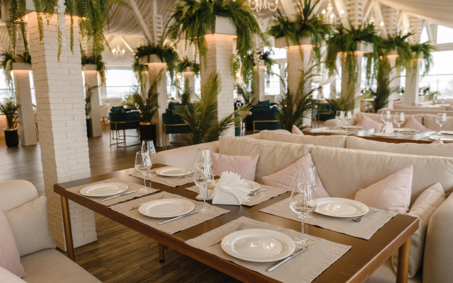 Viktoriya Plaza Hotel