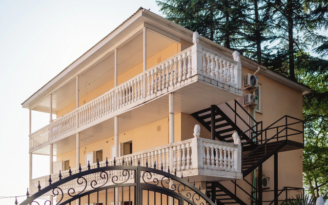 Tarba Hotel