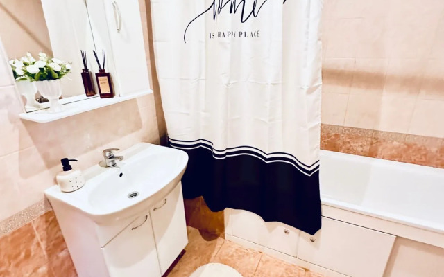 Апартаменты КВАРТ отель на Первомайском проспекте