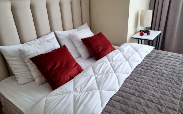 Апартаменты на набережной от компании "V-GOSTI"