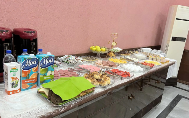Yangi Sharq Hotel