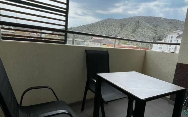 Апартаменты на Набережной 75к3 (211.3)