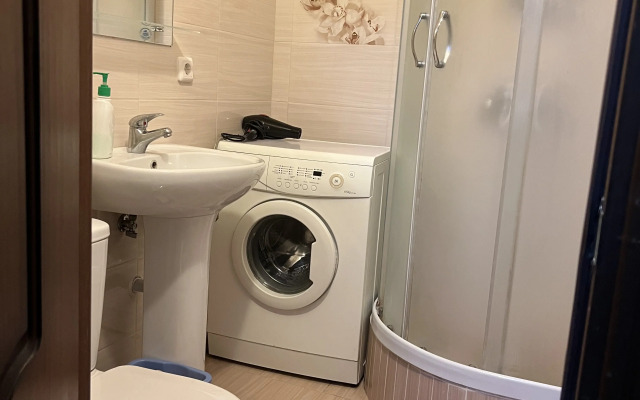 Na Vorovskogo 49 u muzeya Flat