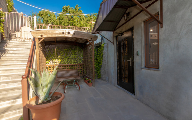 Hillside Guest house