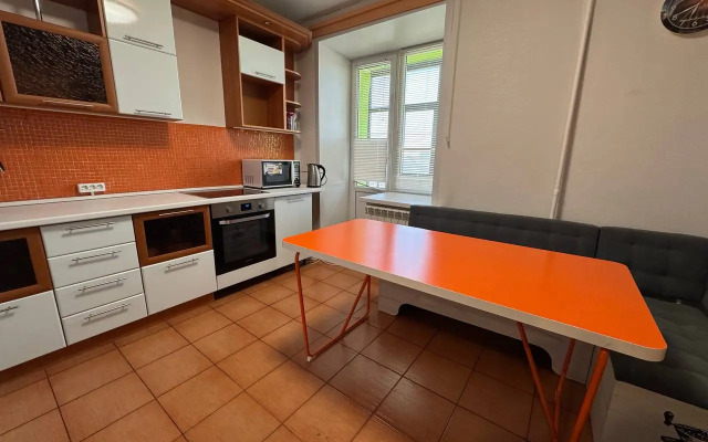 Uyutnye 1-Komnatnye PryamoNnaprotiv TRC Rivera  Apartaments