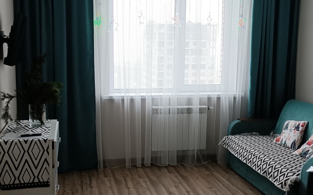 Semeynaya 2-k s vidom na gorod Flat