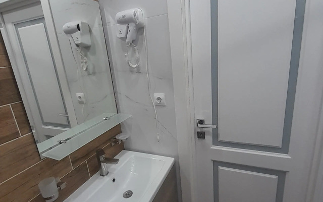 Zhk 4 sezona Apartments