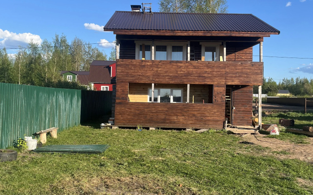 Частный дом Дом с красивым закатом
