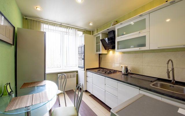 UraganArart Na Nakhimovskom Prospekte Apartments