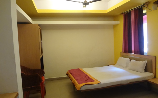 Sai Prabhavati Apart-Hotel