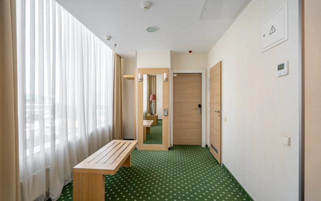 Green City Hotel