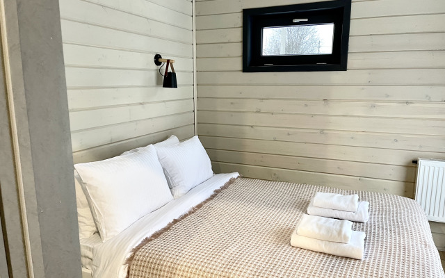 Гостевой Дом Дом для 4-х с Видом на Озеро