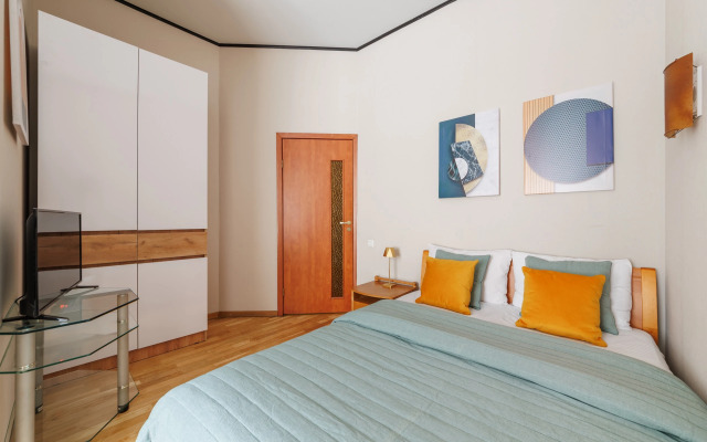 2 Spalni U Vladimirskoy Ploschadi Apartments