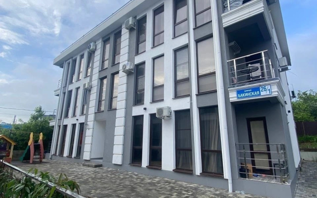 Studiya Bakinskaya 26/1-15 Flat