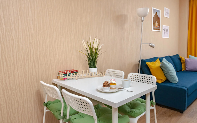 Апартаменты TopHouse на Жигура 12а  двухкомнатные