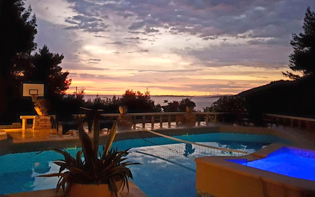 Stone House Poplat Villa