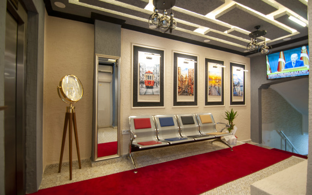 Istanbul Palace Hotel