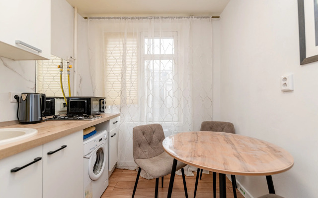 Staraya Basmannaya 9k1 Apartments