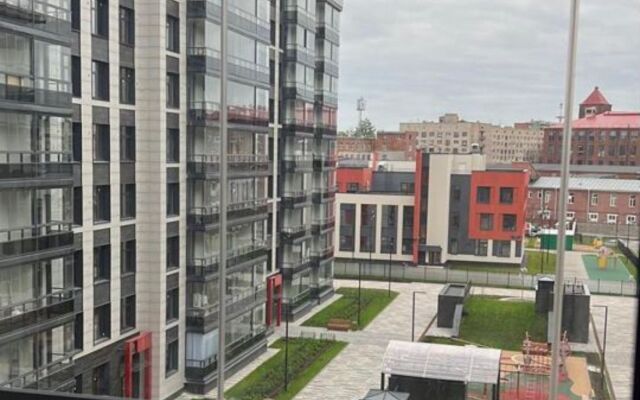 Na Lesnoy Ryadom S Litovskoy 11 Flat