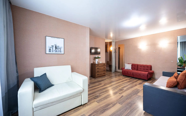 5 Zvezd Na Entuziastov Apartments
