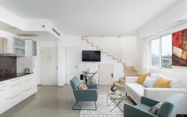 Penthouse With Panoramic View By Feelhome Apartments