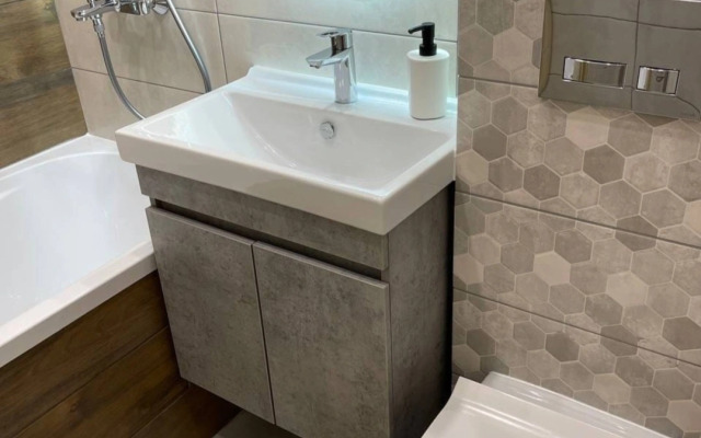 Uyutnaya Kvartira v Tsentre Goroda Flat