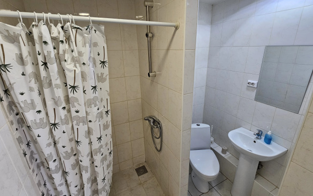 Квартира Студия на Гая