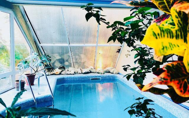 Частный Дом В Тропическом Саду