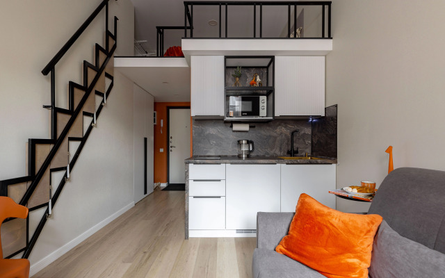 Dizaynerskaya studiya Orange Room u Nevskogo prospekta Flat