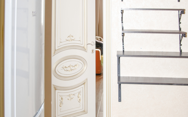 Svetlaya studiya ryadom s zh/d stantsiey Zvenigorod Flat