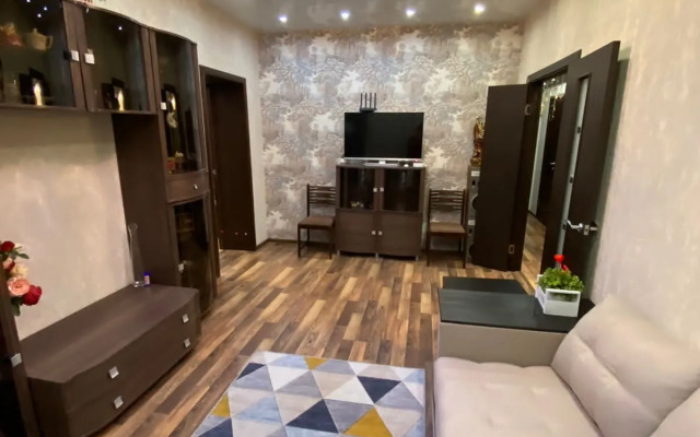 Квартира Ленинградская 21