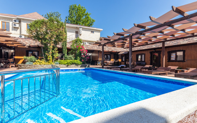 Villa Lyuchiya Guest House
