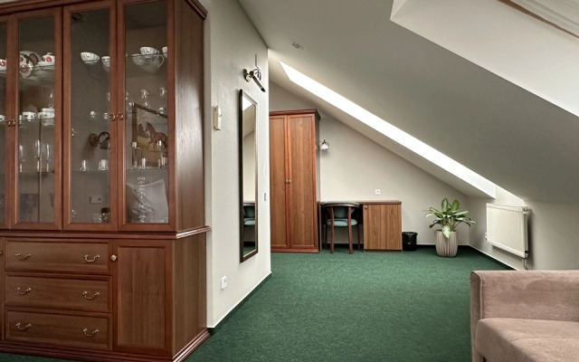 Hotel Monomah