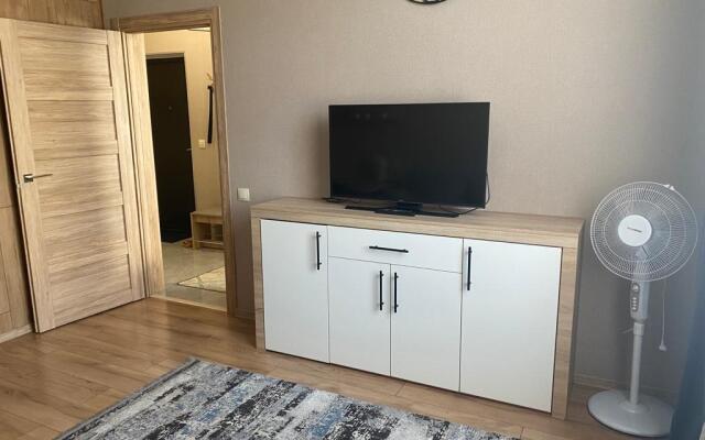 Svoy Lux Flat
