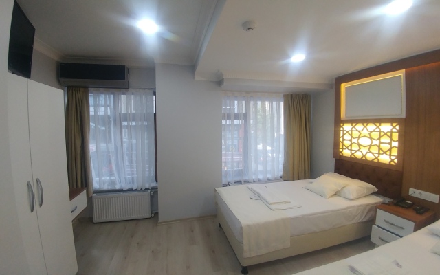 Grand Liza Hotel