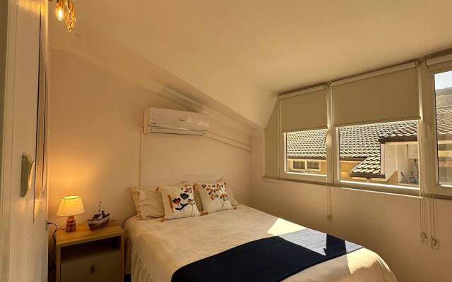Bolshaya ryadom s Morem Flat