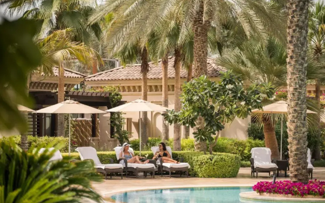 Four Seasons Resort Dubai at Jumeirah Beach
