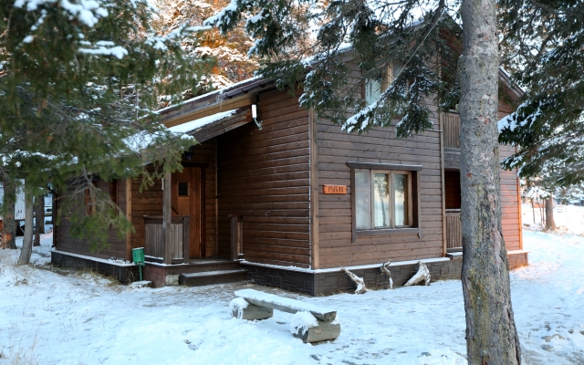 Cedar Grass Beloe More Hotel
